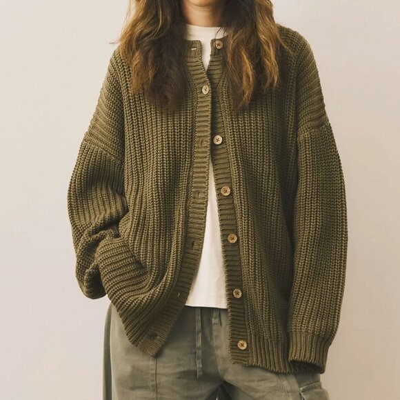 The Simple Folk Sweaters - NWT The Simple Folk Olive The Chunky Knit Cardigan Small